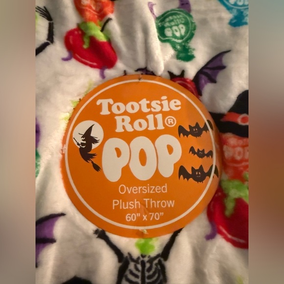 Tootsie Roll Pop Halloween Blanket - Picture 2 of 2